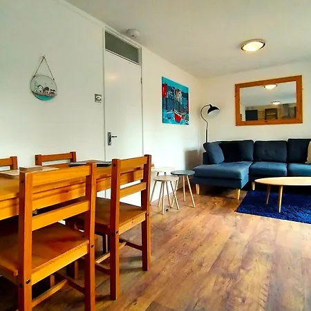 Painters 2-bed Nr & Hayle