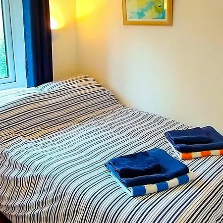Painters 2-bed Nr & Hayle