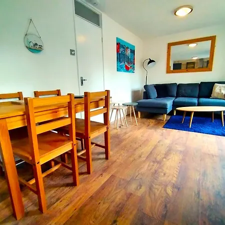 Painters 2-bed Nr & Hayle Alpesi faház
